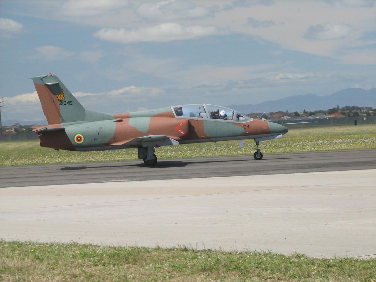 Nanghang K-8 Karokorum