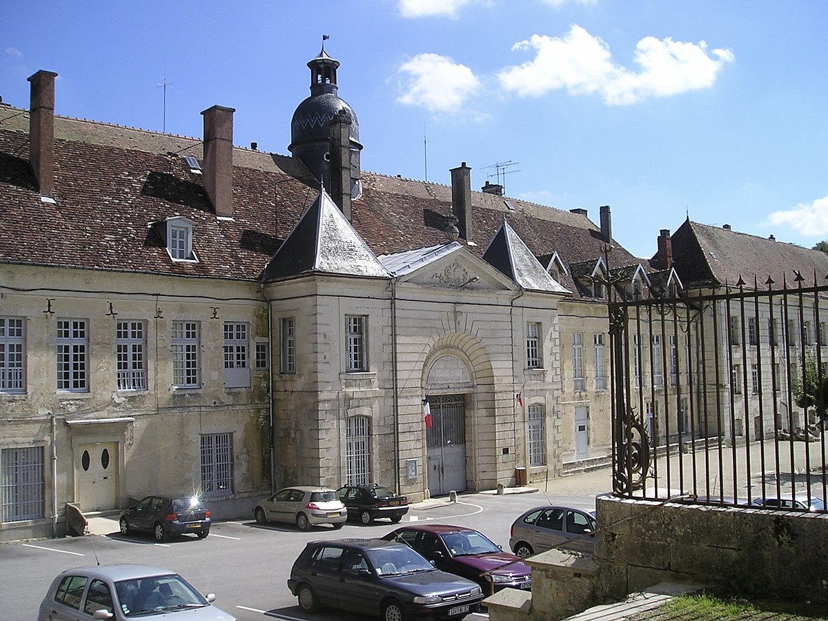 L'abbaye de Clairvaux aujourd'hui établissement pénitentiaire