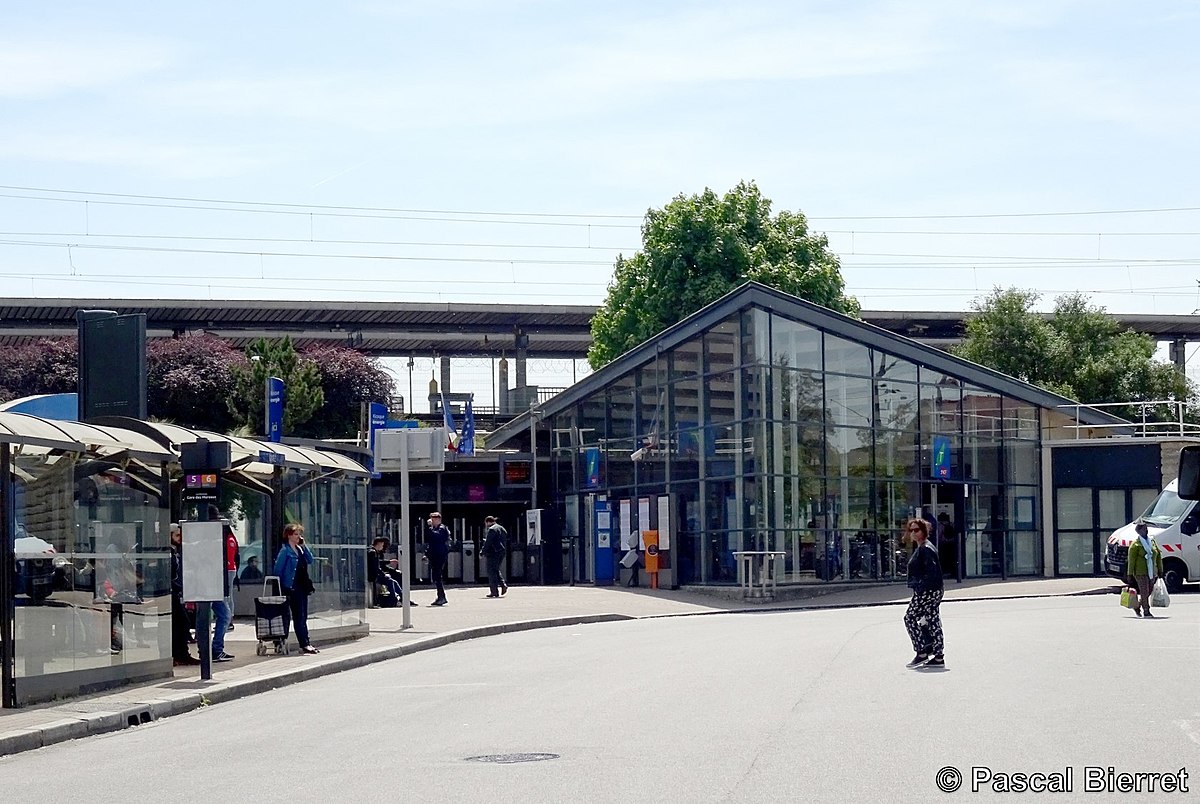 Gare des Mureaux