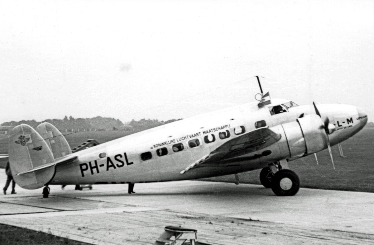 Lockheed L-14 Super Electra