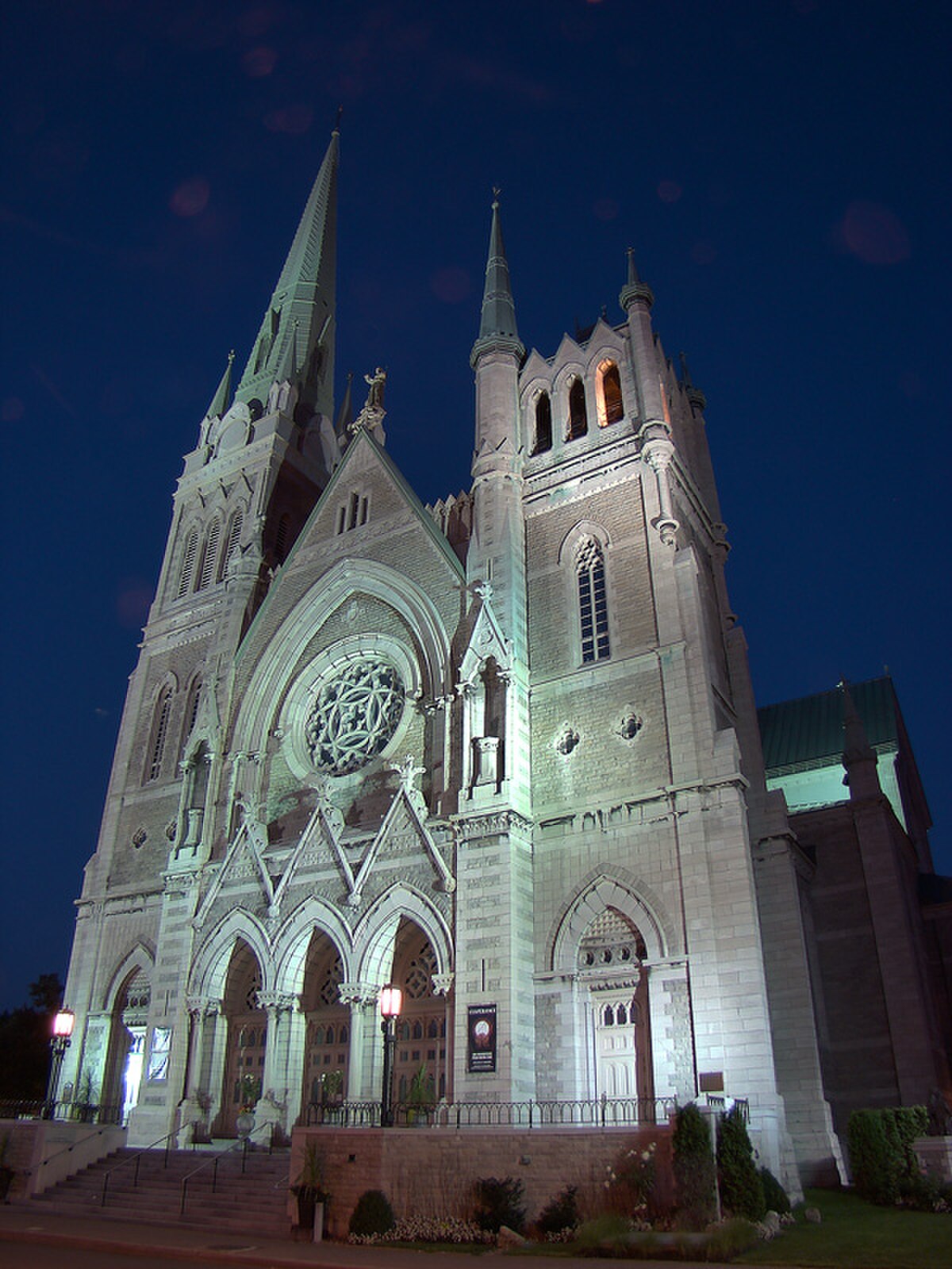 Cocathédrale Saint-Antoine-de-Padoue de Longueuil