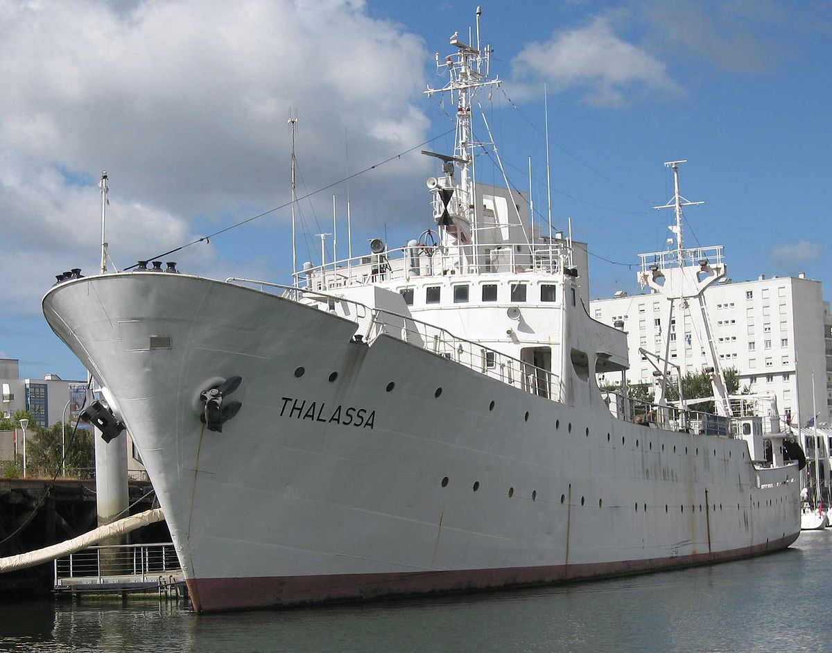 Ancien navire océanographique Thalassa premier chalutier pêche arrière de 67 m, utilisé par l’Ifremer de 1960 à 1996 pour des campagnes de recherche sur les ressources halieutiques (32 membres d’équipage + 18 chercheurs), aujourd’hui transformé en musée