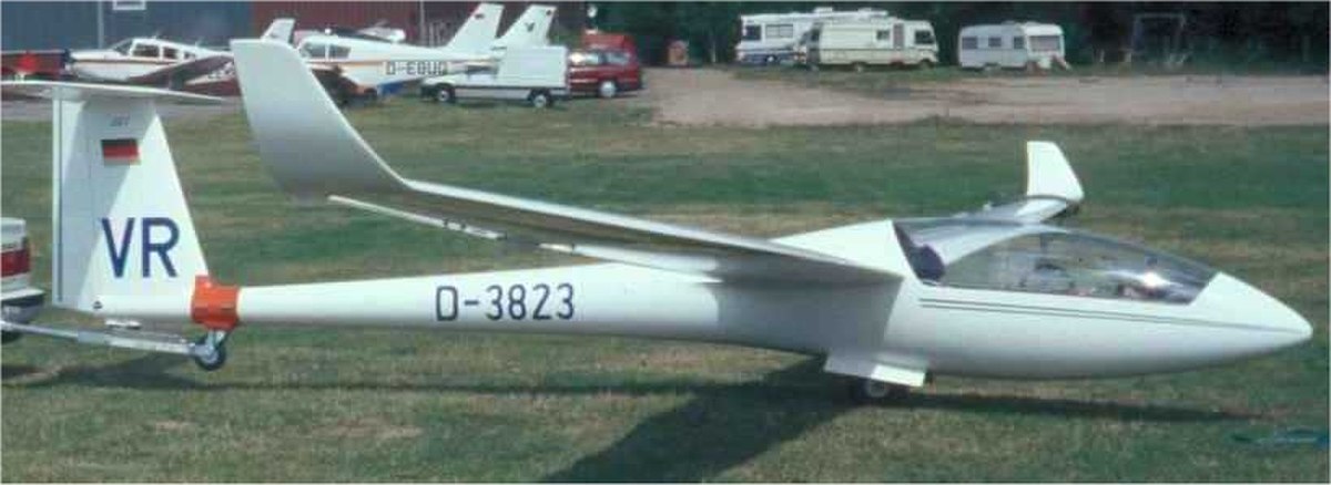 Rolladen-Schneider LS8
