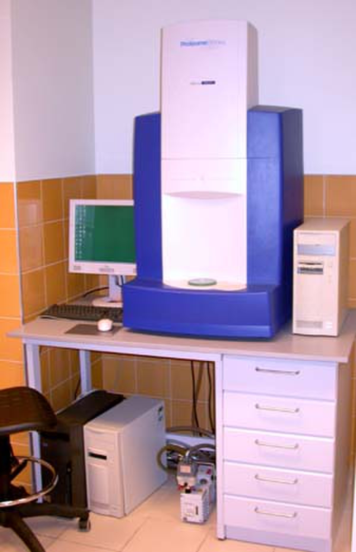 Désorption-ionisation laser assistée par matrice