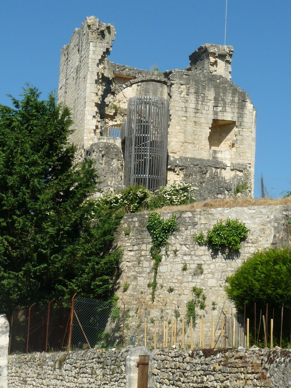 Donjon de Marthon