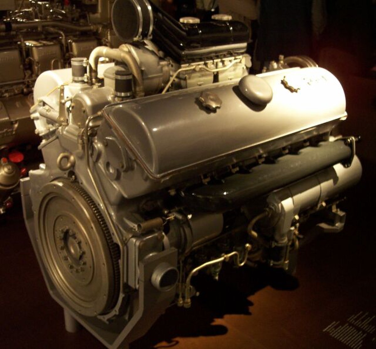 Moteur de char HL120, 265 ch