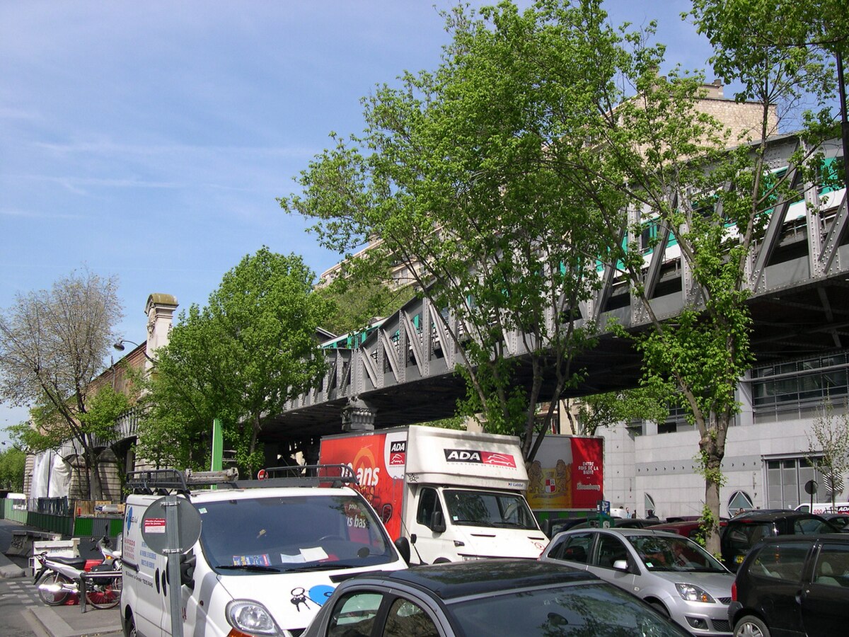 Cambronne (métro de Paris)
