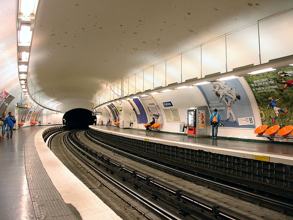Pyrénées (métro de Paris)