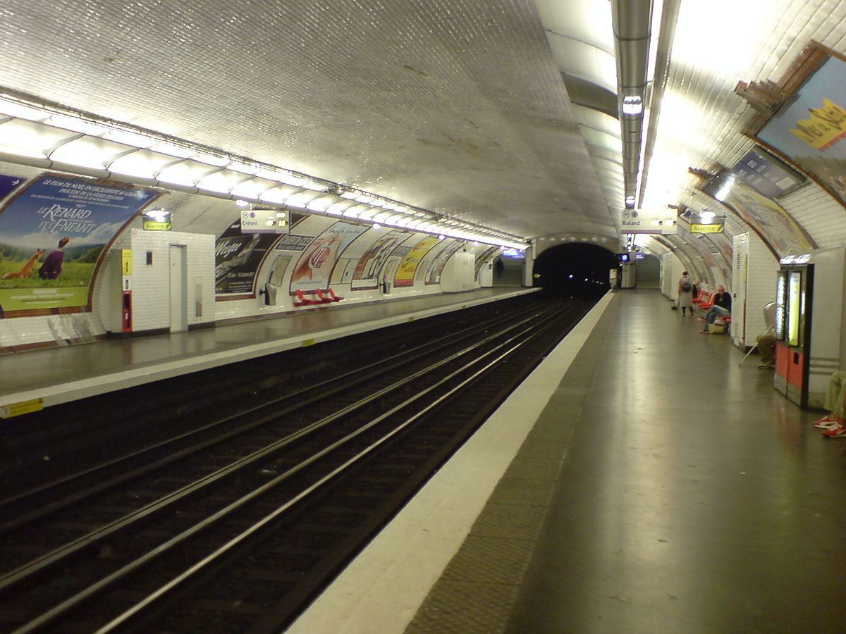 Charenton - Écoles (métro de Paris)