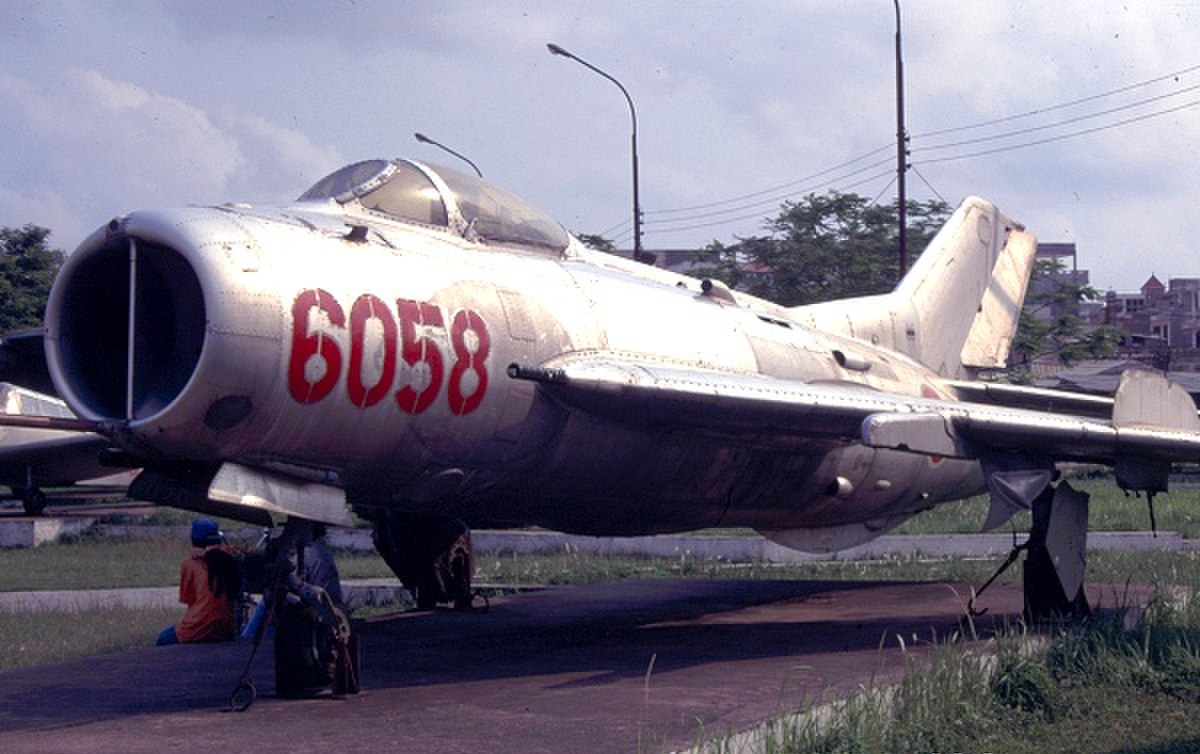 Mikoyan-Gourevitch MiG-19