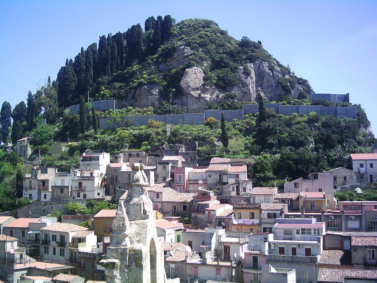Monforte San Giorgio.JPG