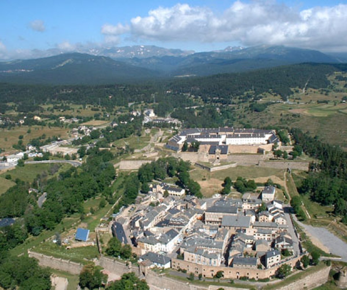 Mont-Louis vue aérienne