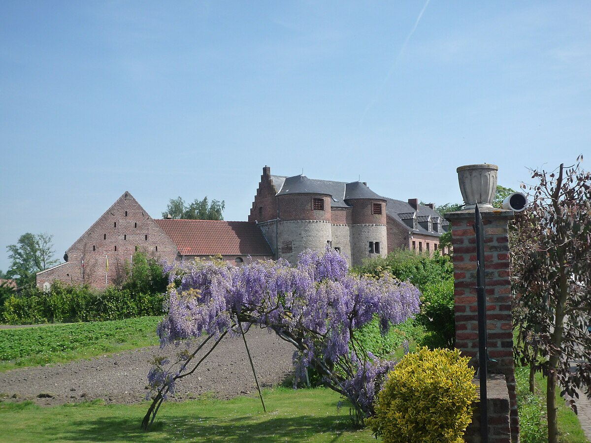 Montigny-en-Ostrevent - Château de Montmonrency (01).JPG