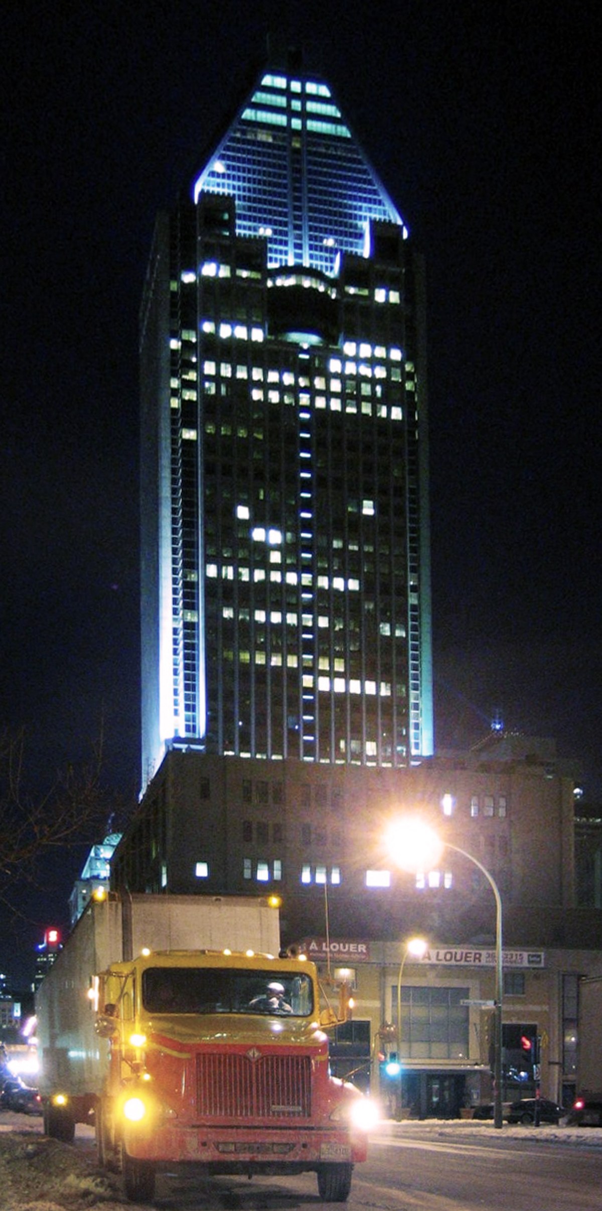 1000 De La Gauchetière, Montréal, une soirée d'hiver