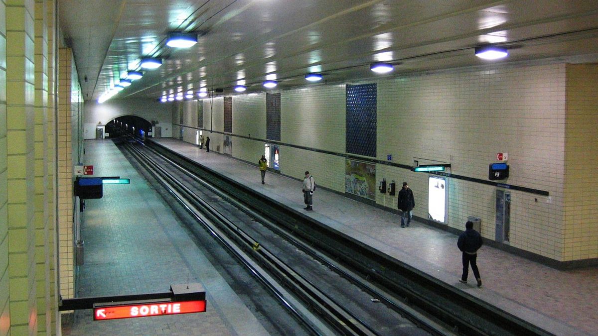 Saint-Laurent (métro de Montréal)
