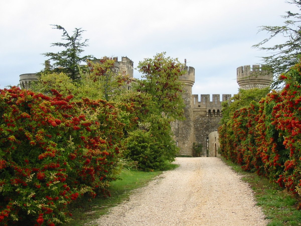 Murs Chateau.jpg