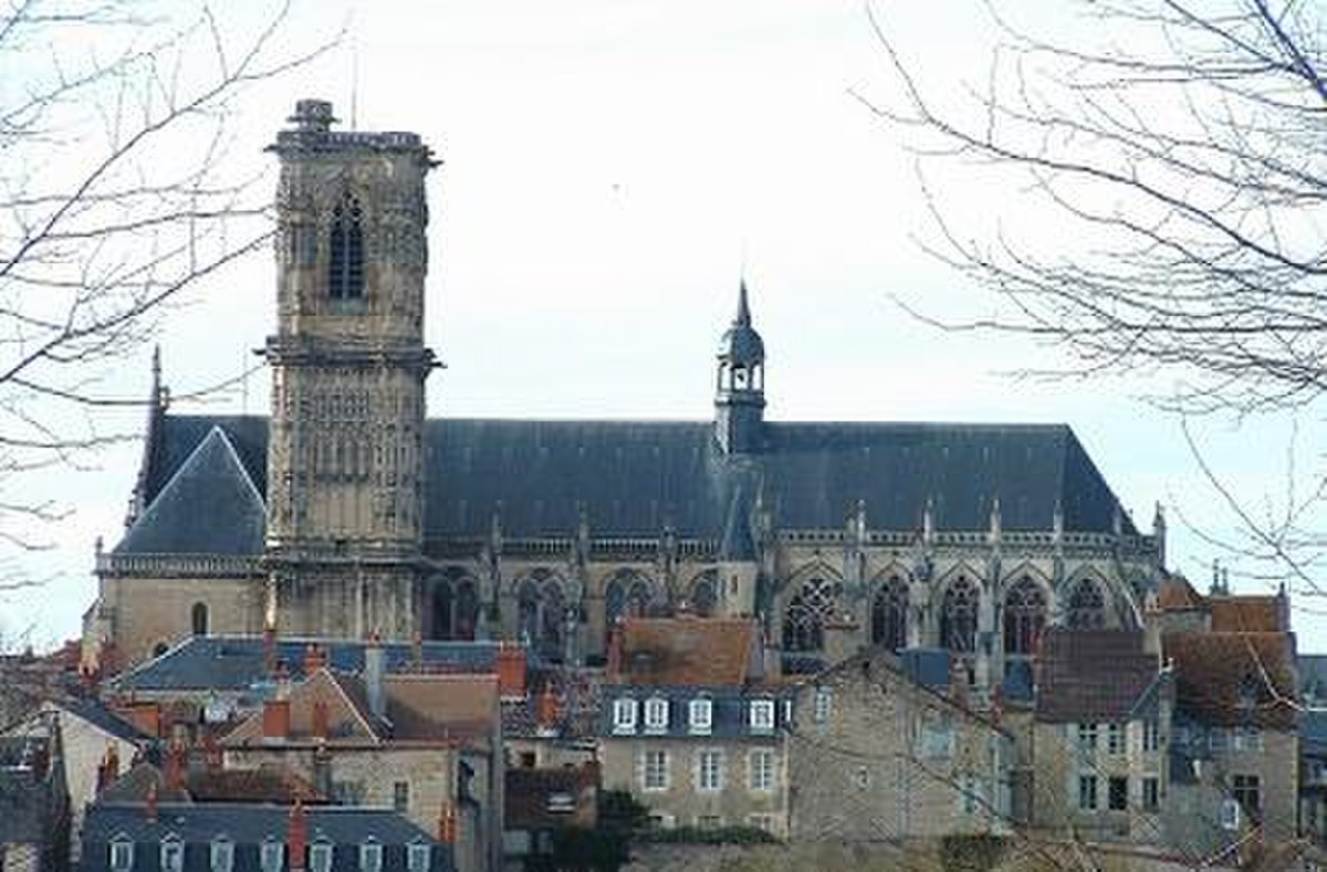 Cathédrale Saint-Cyr-et-Sainte-Julitte de Nevers