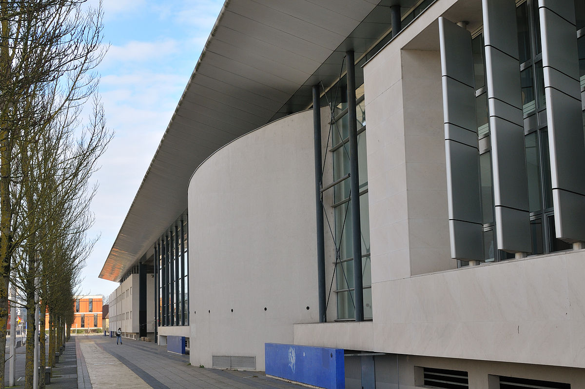 Orléans Lycée Charles Péguy.jpg