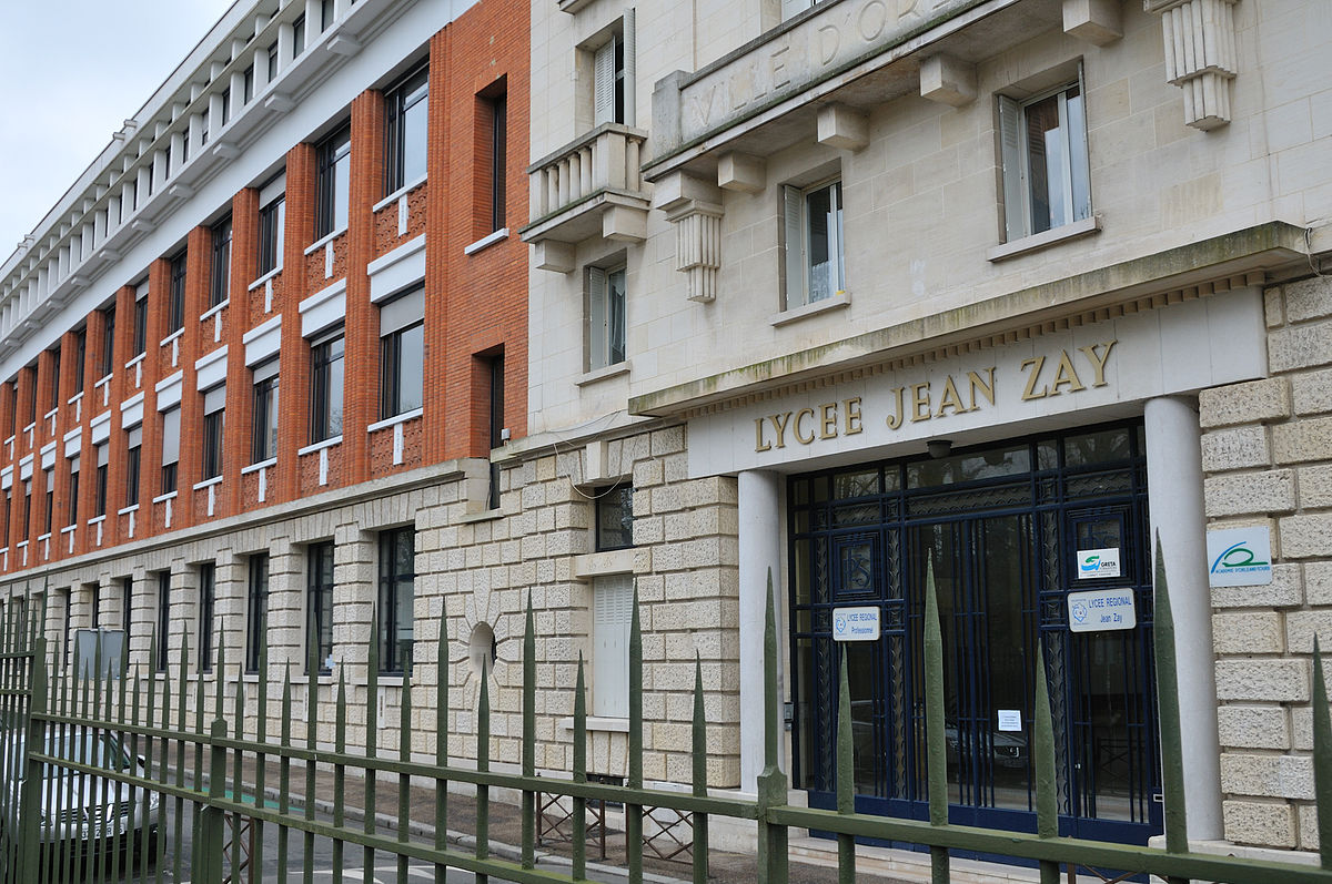 Orléans Lycée Jean Zay.jpg