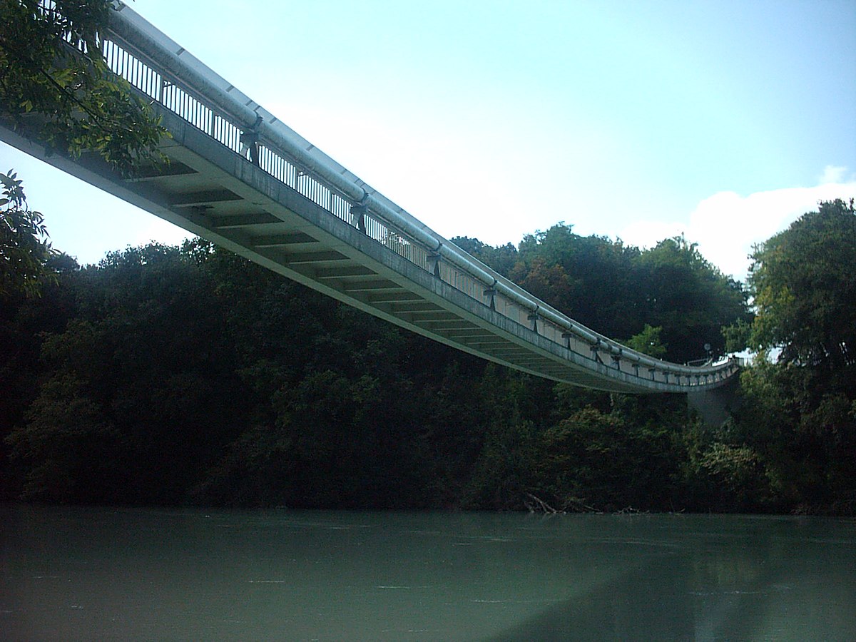 Passerelle Lignon.JPG