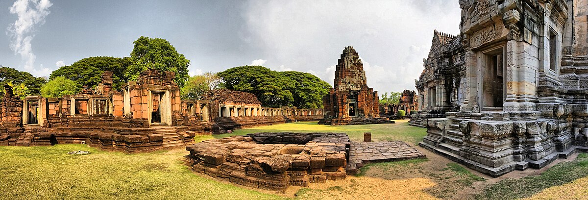 Phimai-pano-1.jpg