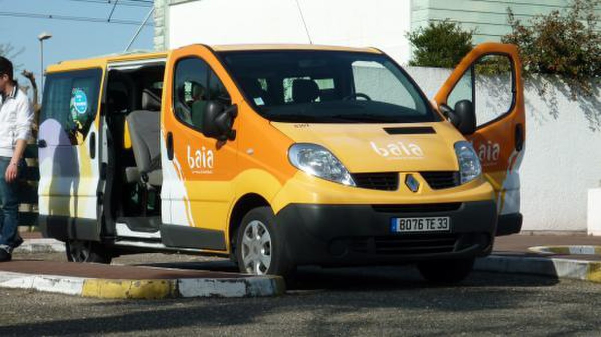 Photo bus Baïa Arcachon TAD.jpg