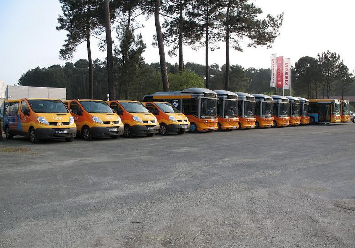Photo dépot de bus Baïa Arcachon.JPG