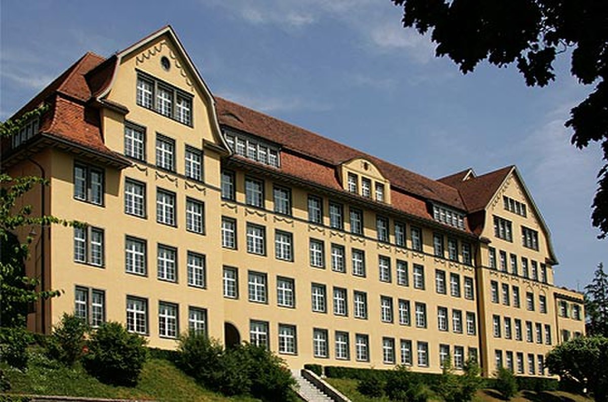 Gymnase de la rue des Alpes