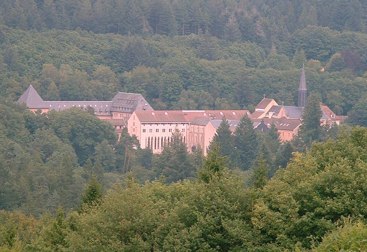 Abbaye de la Pierre-Qui-Vire