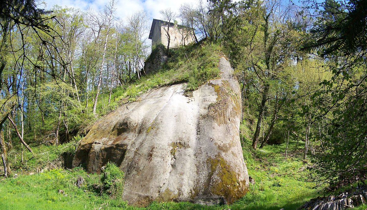 Château de Pierrecharve