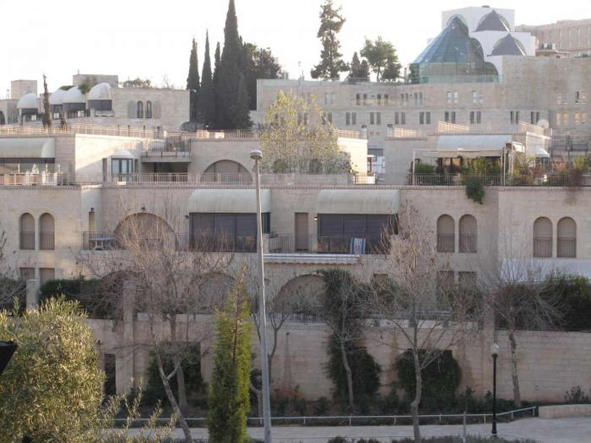 Mamilla