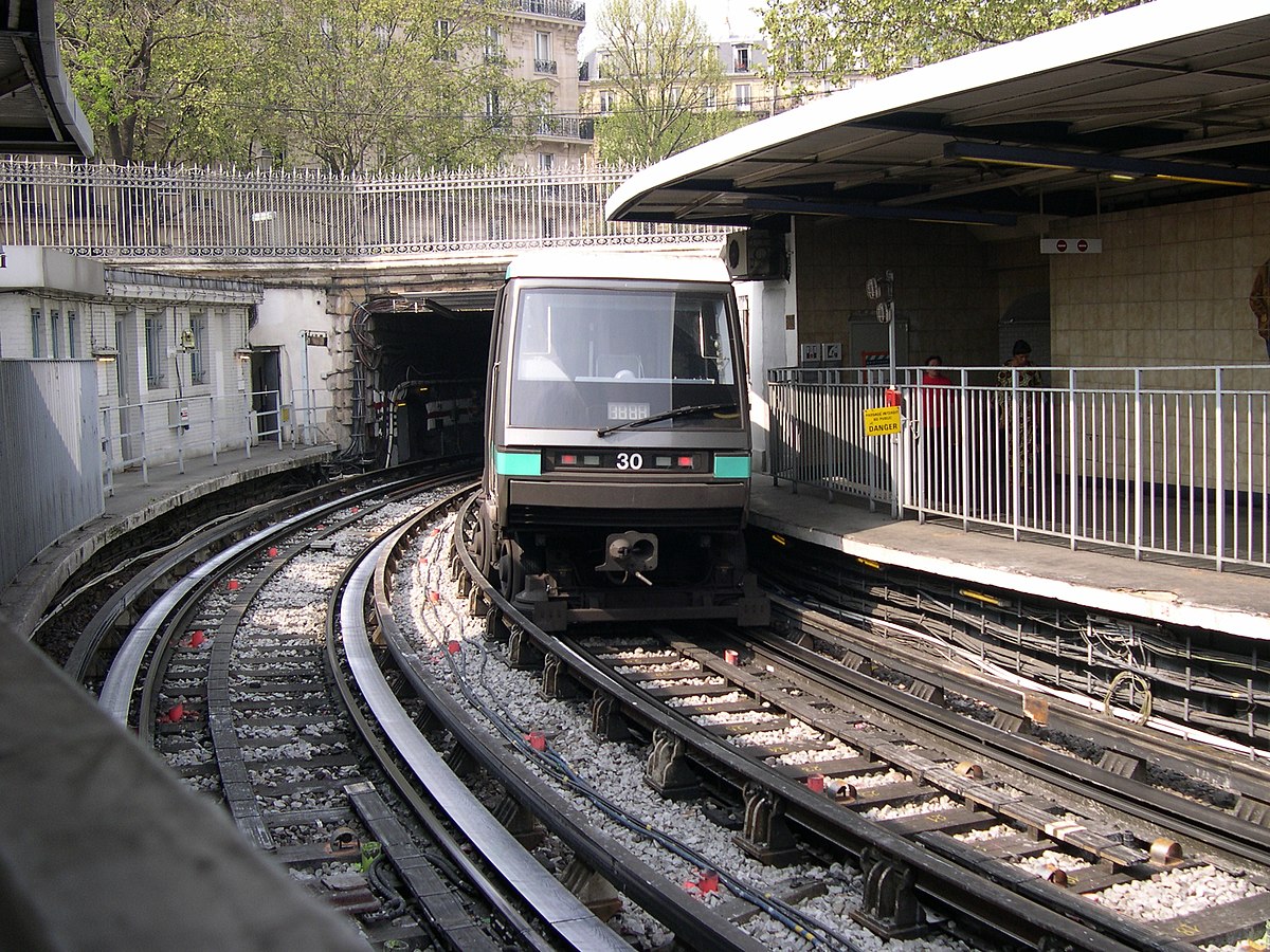 Un MP 89 à Bastille