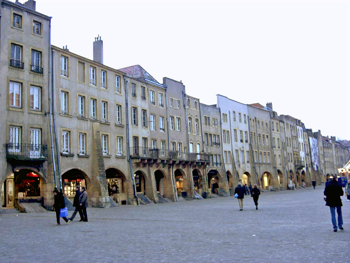 Place Saint-Louis