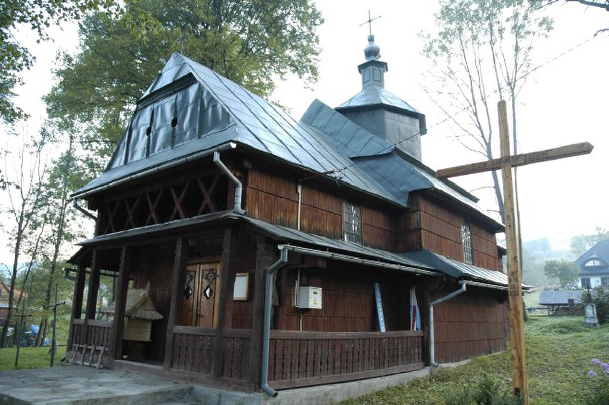 Poland Rabe - wooden church.jpg