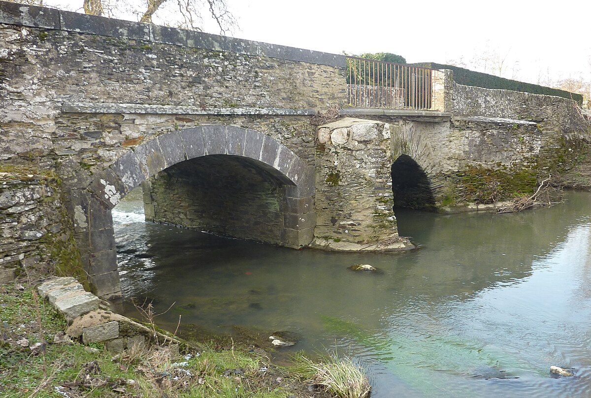 Pont de l'Arche Saint-Denis.jpg