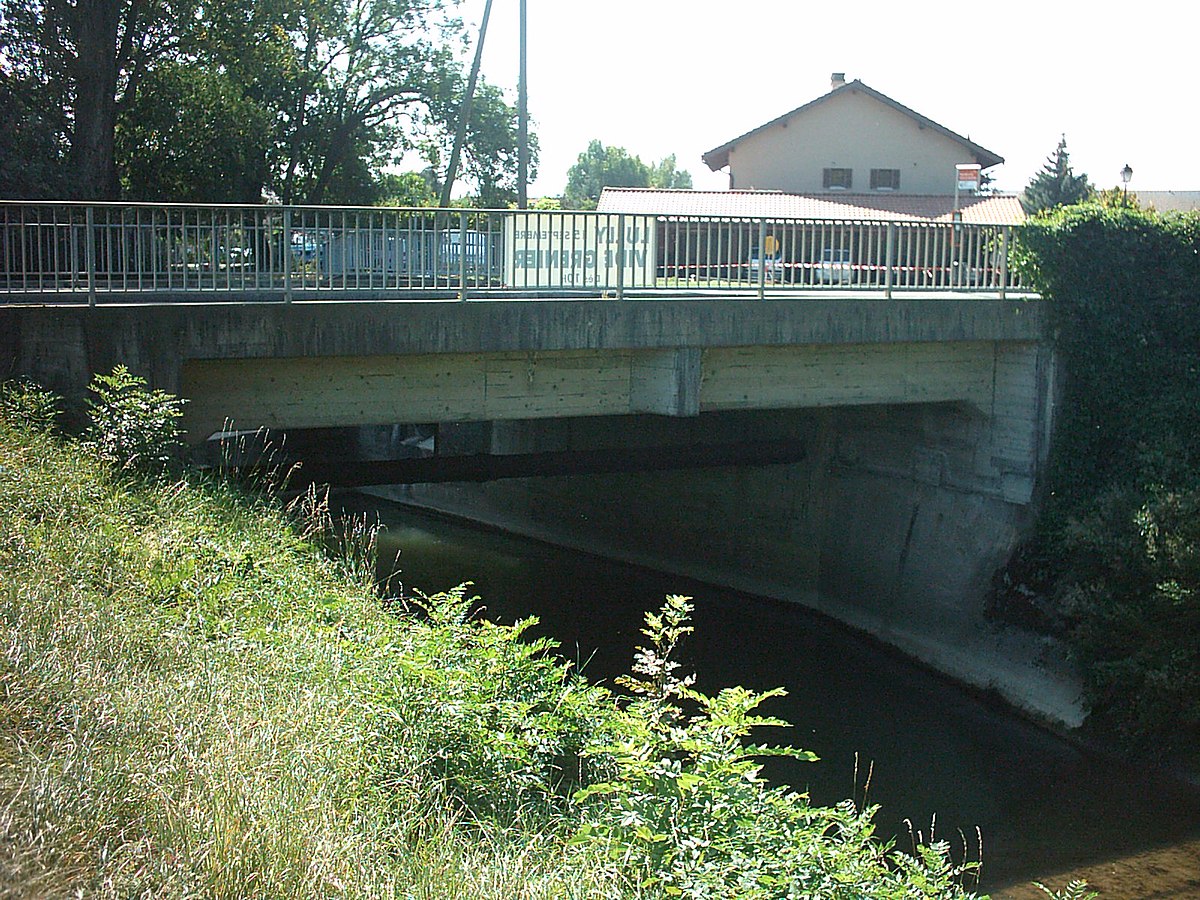 Pont Lully.JPG