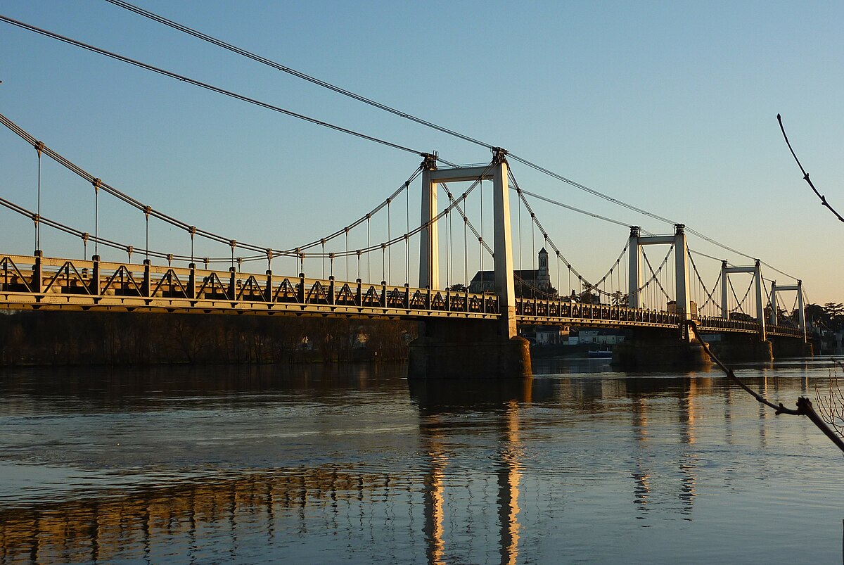 Pont suspendu de Montjean-sur-Loire (20).jpg