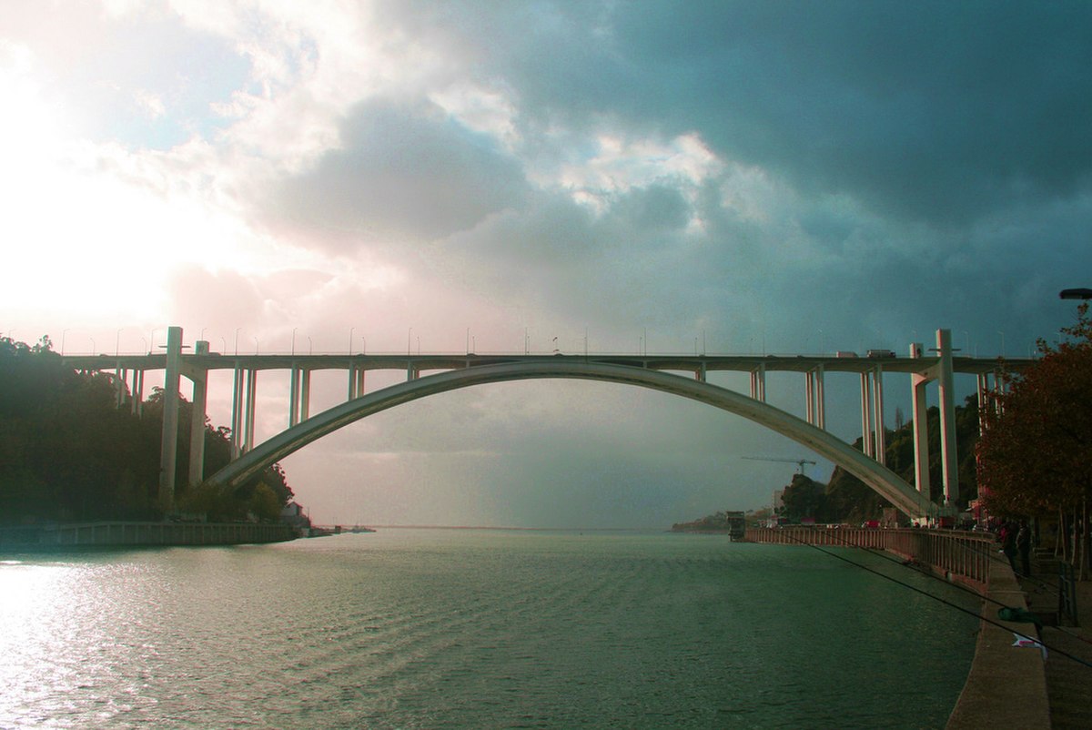 Ponte da Arrábida(2).jpg
