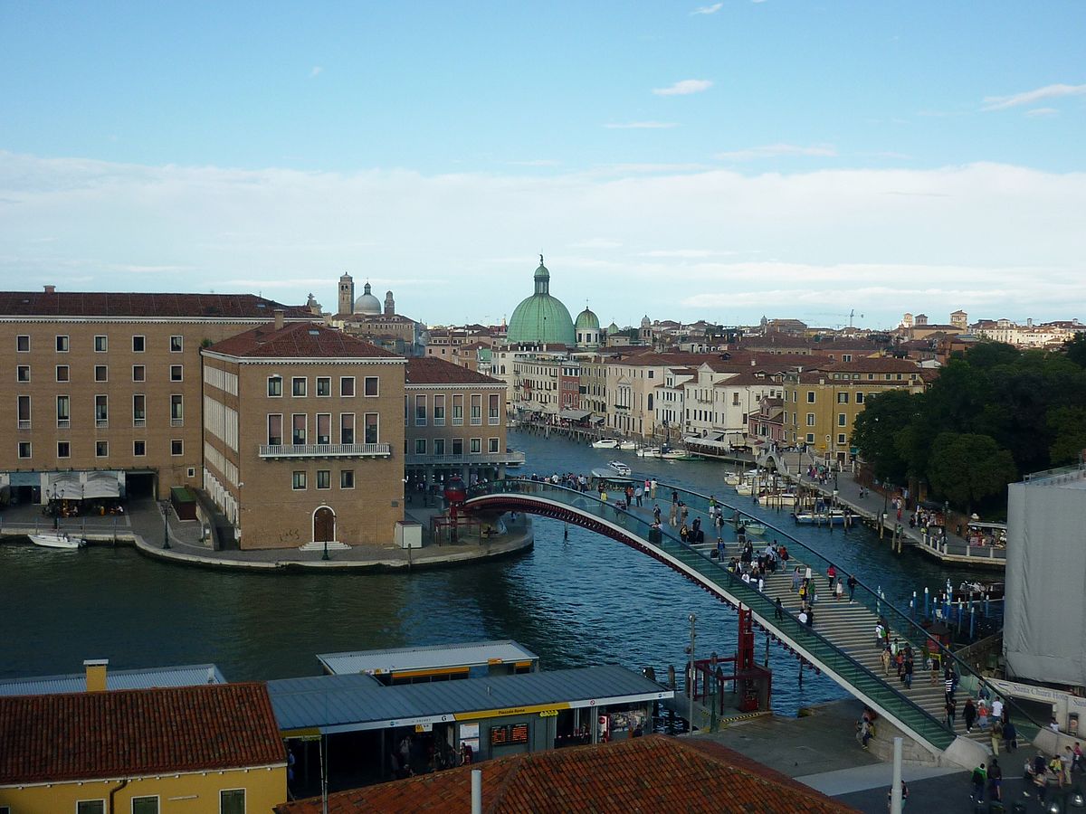 Pont de la Constitution