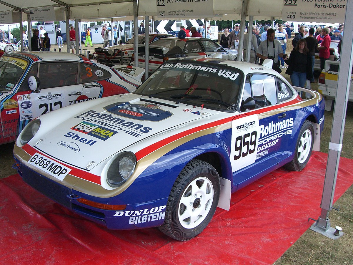 Porsche 959 ayant couru le Paris-Dakar