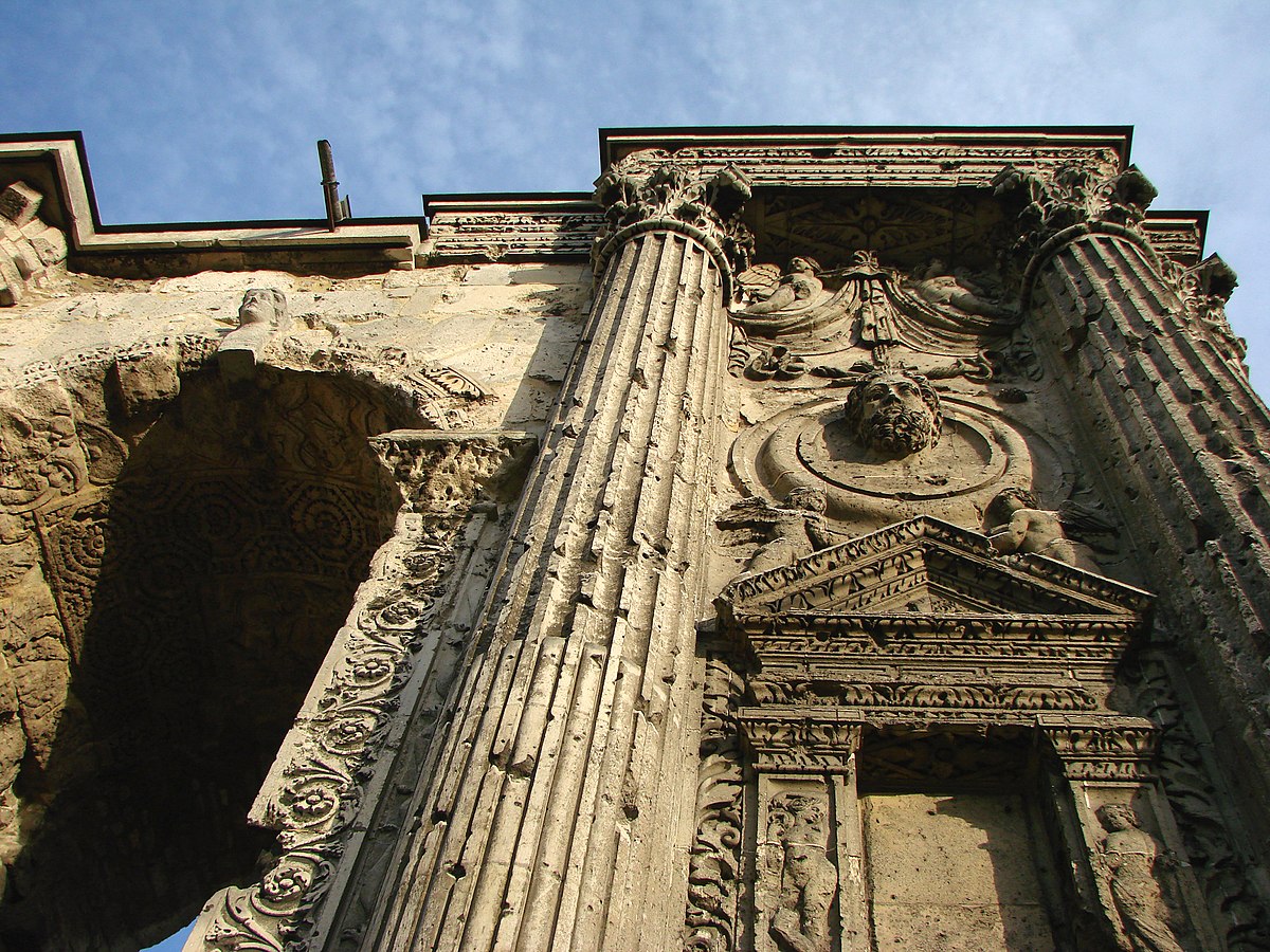 Porte Mars 06.jpg