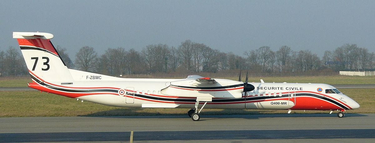Q400