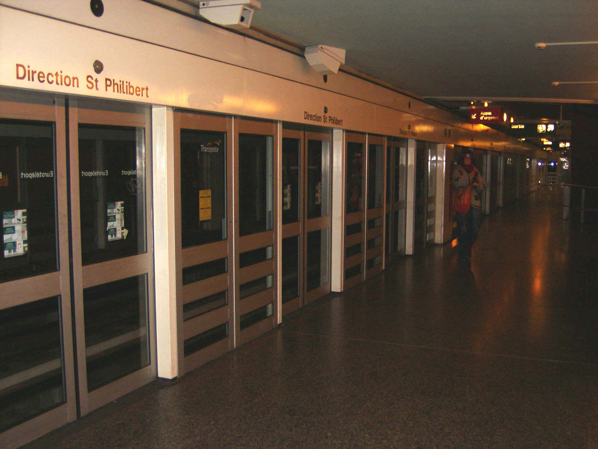 Le quai de la station Eurotéléport, sur la ligne 2.