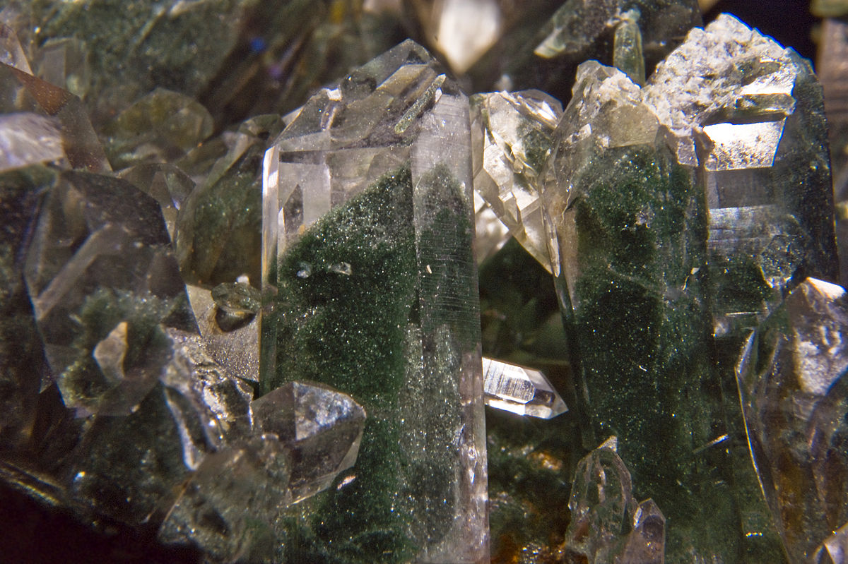 Quartz prase