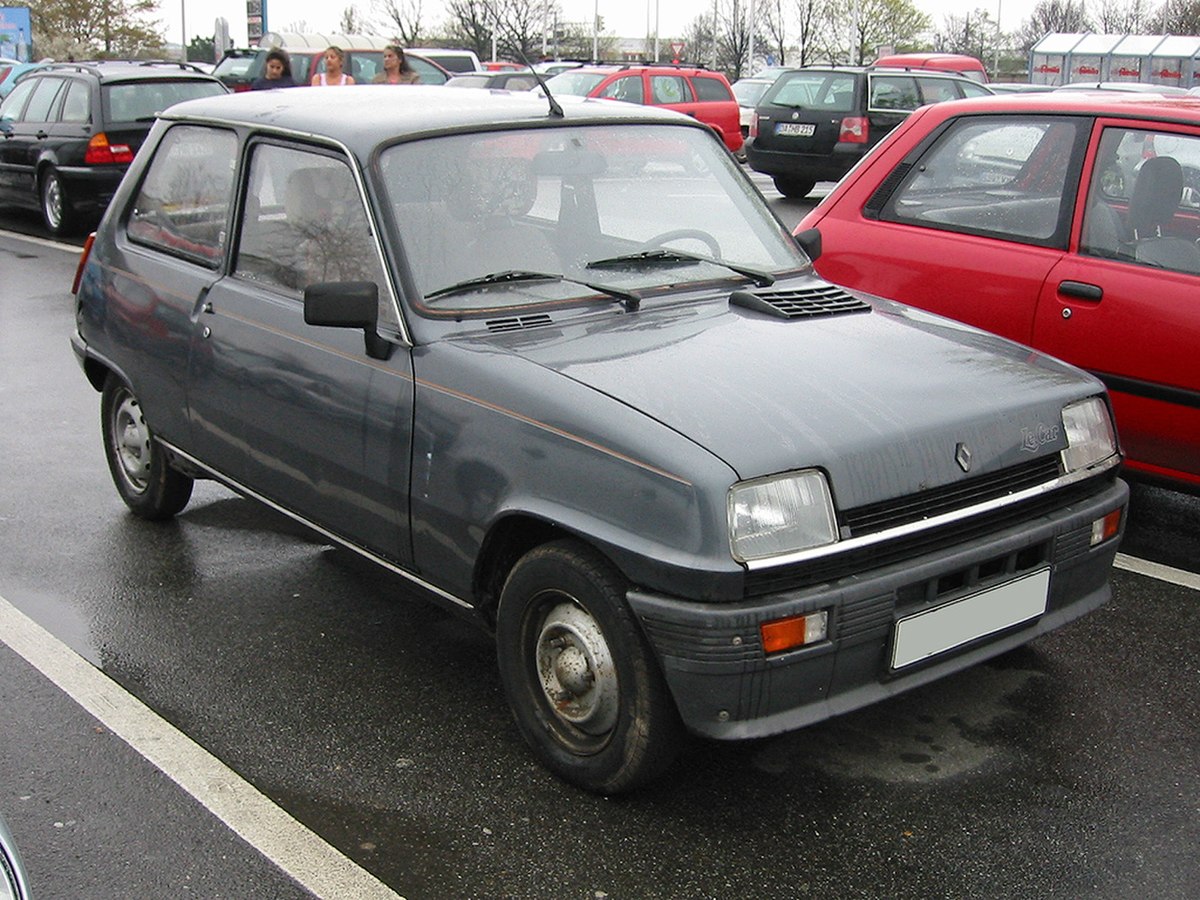 Une Renault 5 de première génération, en phase 2