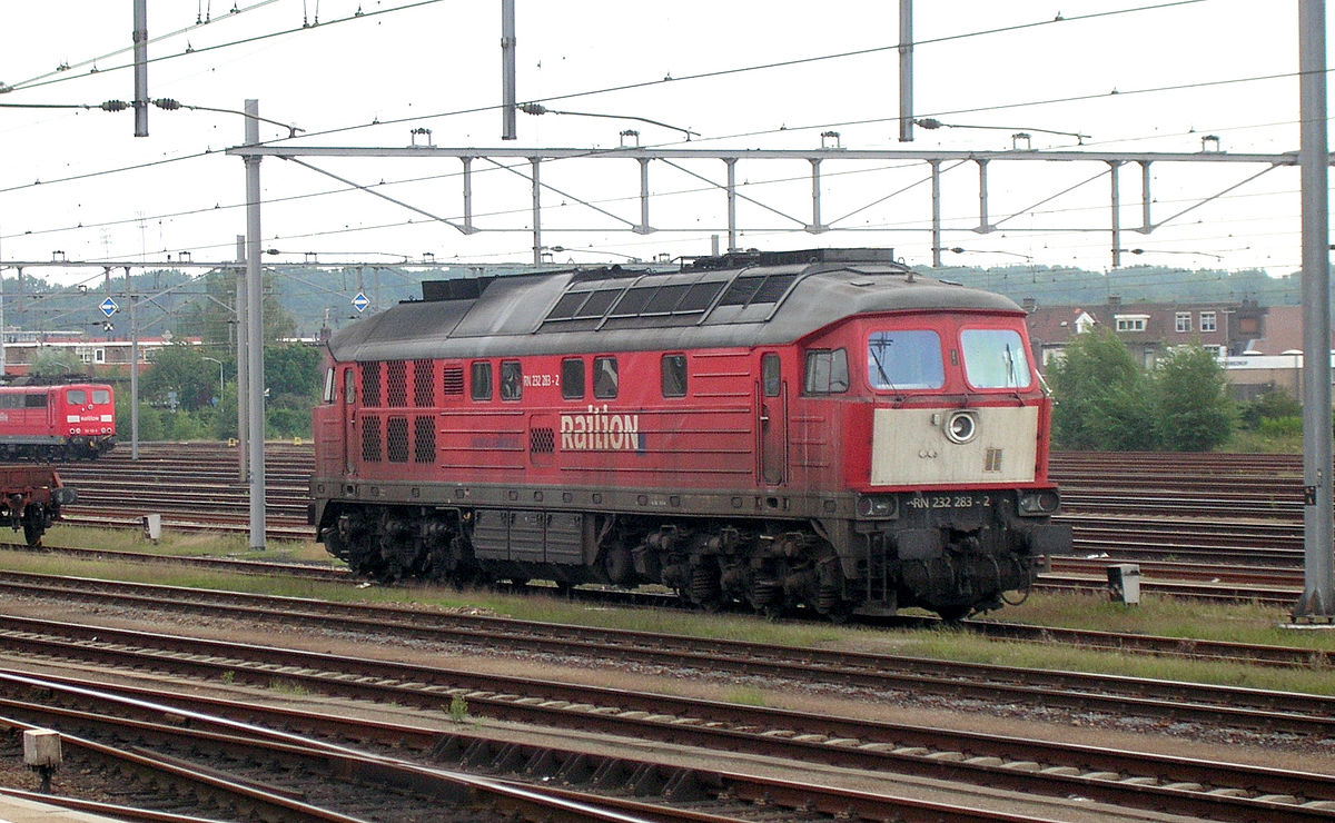 Locomotive diesel Serie 232