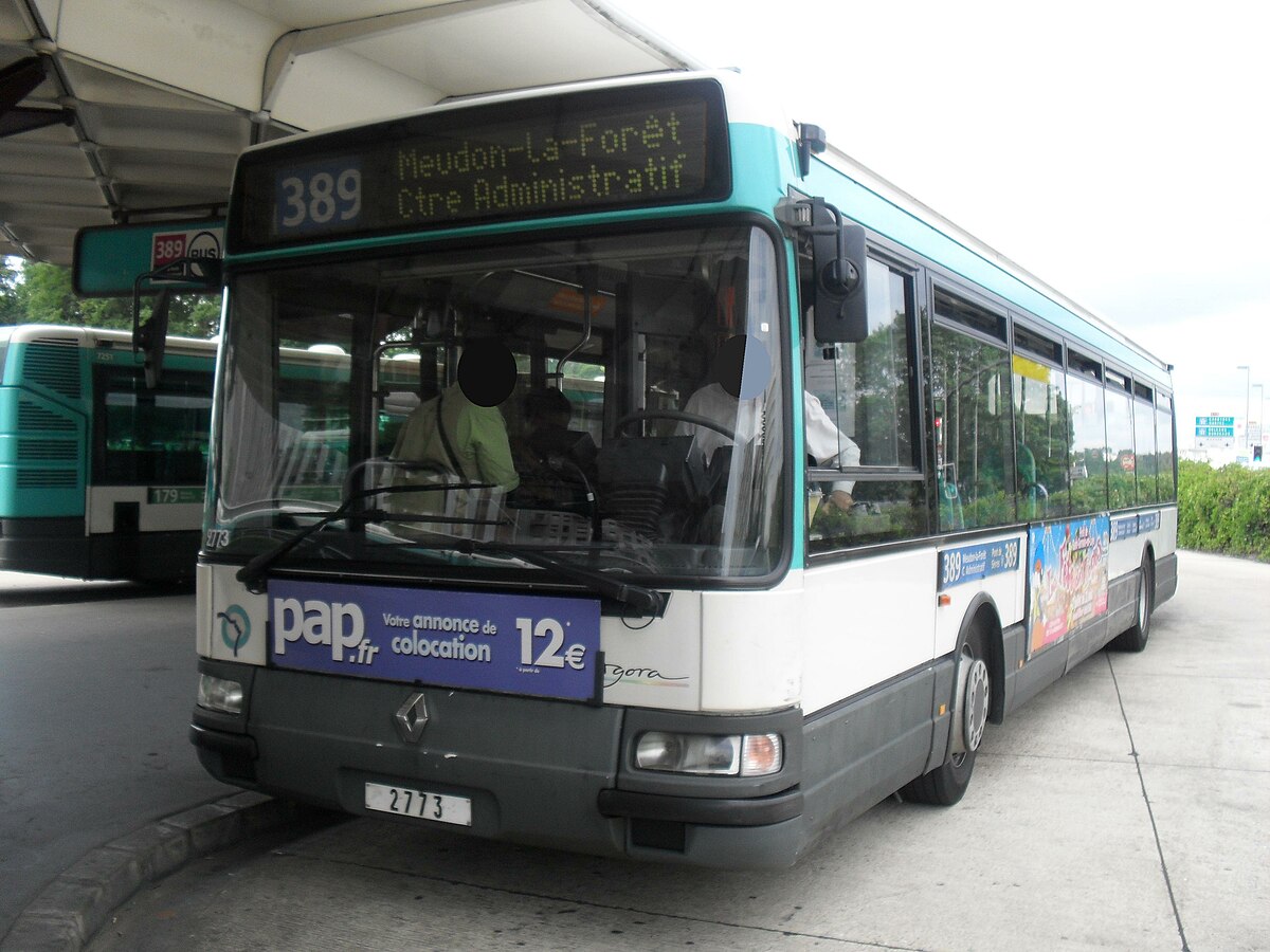 RATP389 PontSèvresMétro.JPG