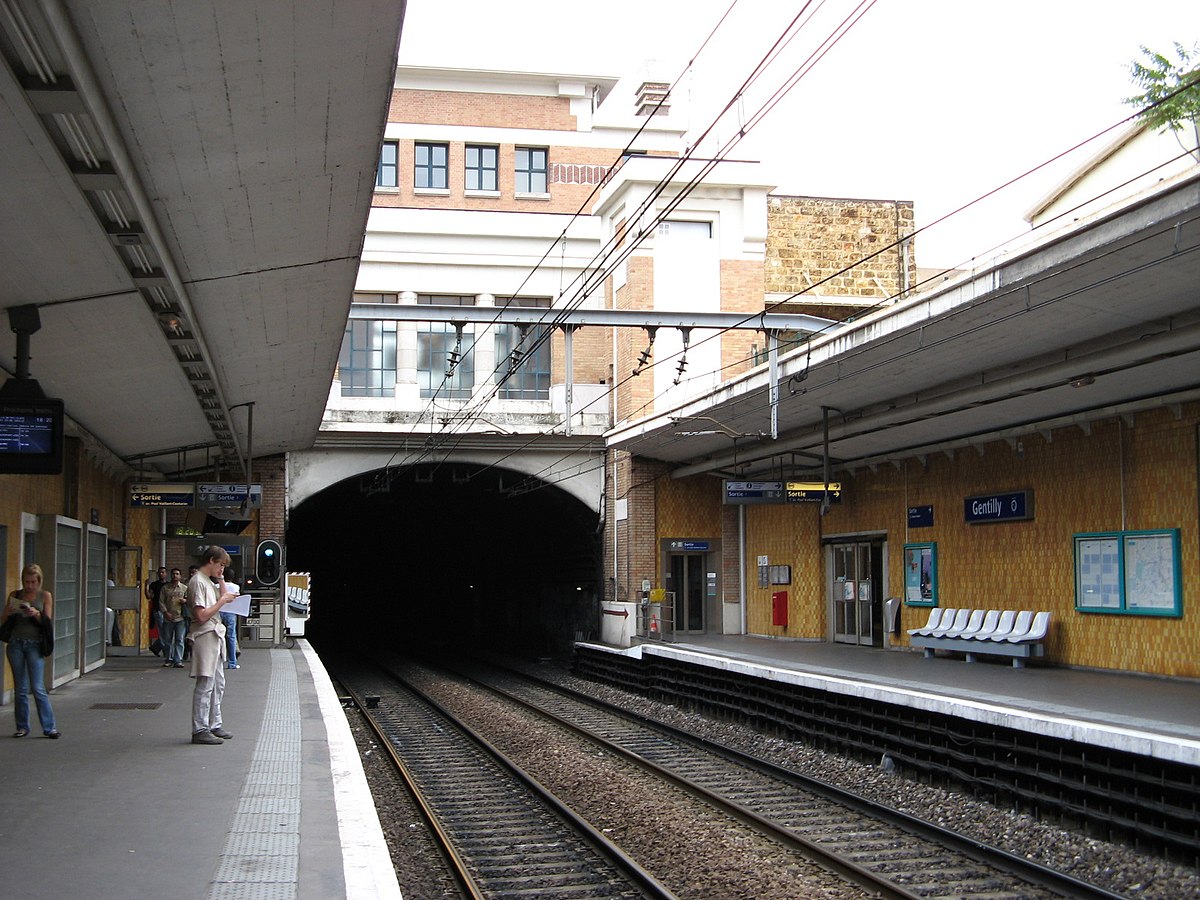 La gare vue des quais.