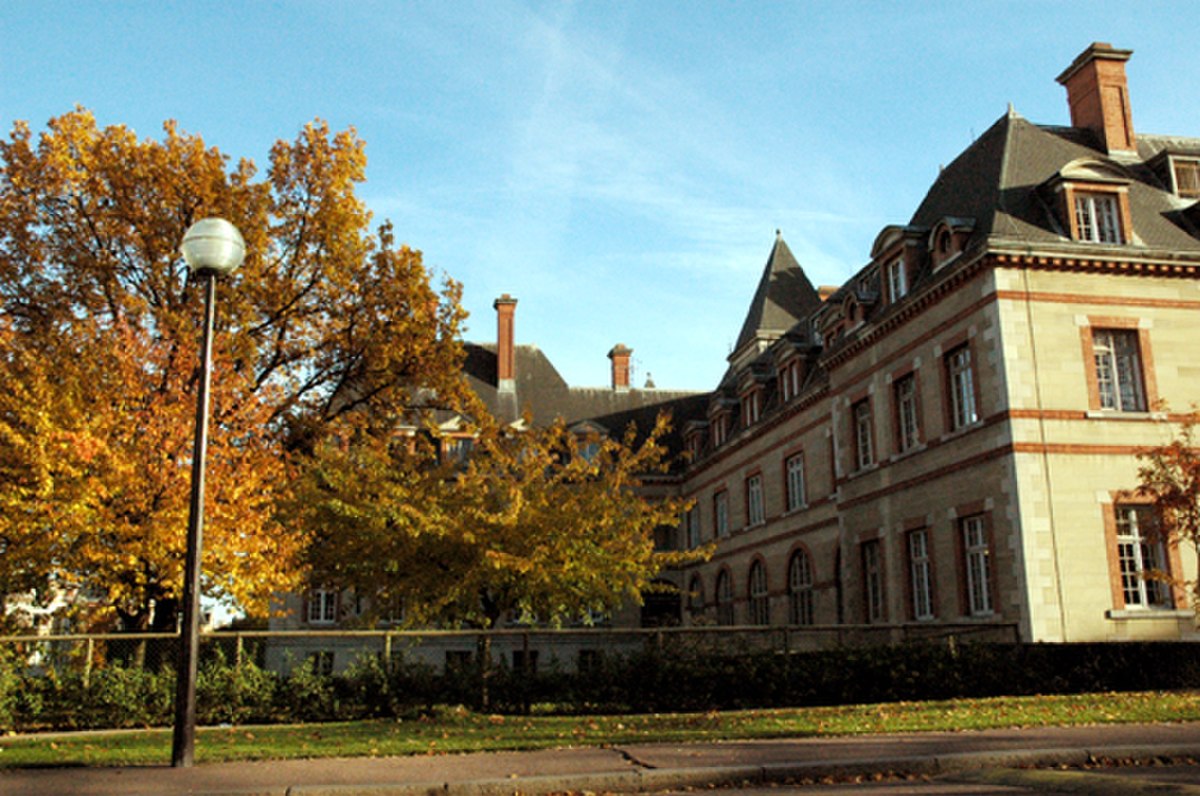 Residence robert garric.jpg