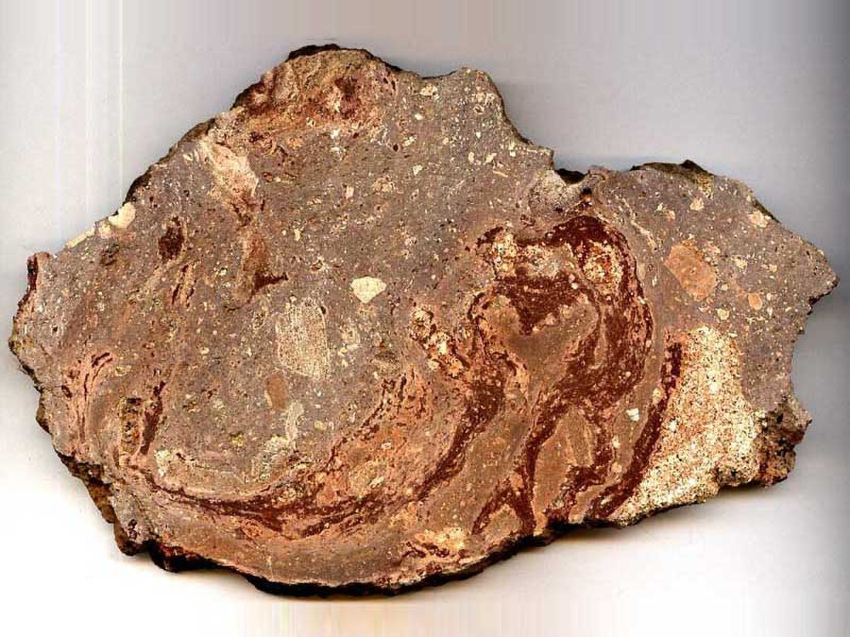 Rochechouart-Breccia-Babaudus-red.jpg